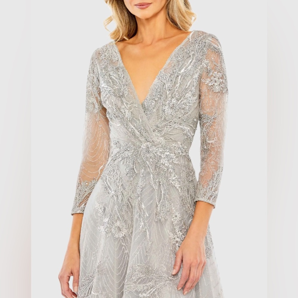 NWT $798 MAC DUGGAL Embellished Wrap Over 3/4 Sleeve Dress GOWN EMBROIDERED PLUS - Picture 3 of 4
